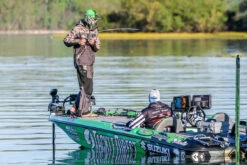 Abu Garcia Adrian Avenas Villain 2.0 / Revo AL-F RH Chatterbait Casting Combo 7 Abu Garcia Adrian Avenas Villain 2.0 / Revo AL-F RH Chatterbait Casting Combo -Daiwa Sales Store adrian avenas abu garcia vc70 6 revoal f chatterbait casting combo 23197.1651242884