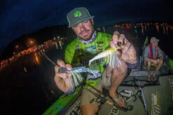 Abu Garcia Adrian Avenas Villain 2.0 / Revo AL-F RH Chatterbait Casting Combo 6 Abu Garcia Adrian Avenas Villain 2.0 / Revo AL-F RH Chatterbait Casting Combo -Daiwa Sales Store adrian avenas abu garcia vc70 6 revoal f chatterbait casting combo 49037.1651242884