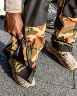 Simms CX Bib - Woodland Camo - 2X-Large -Daiwa Sales Store simms cx bib woodland camo 2xl 63616.1651410022